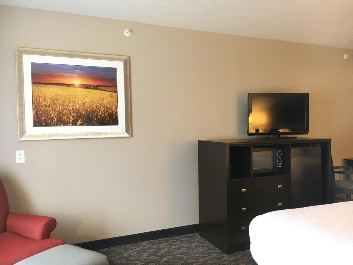 Best Western Wheatland Inn Colfax Екстериор снимка