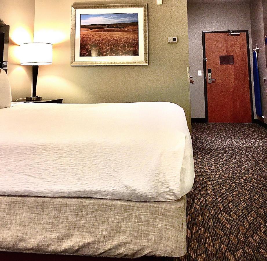 Best Western Wheatland Inn Colfax Екстериор снимка