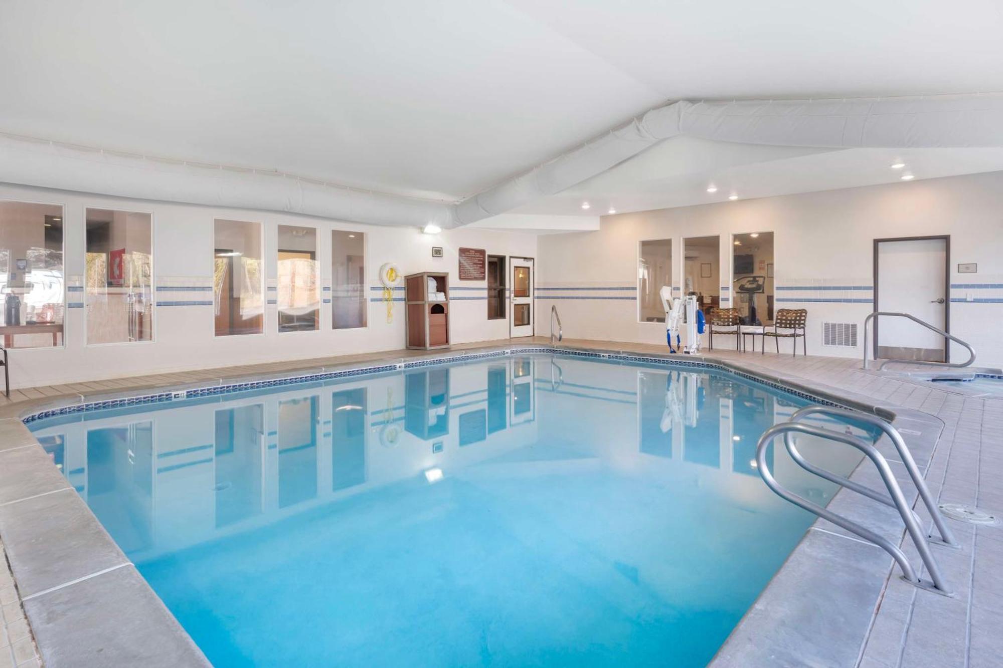 Best Western Wheatland Inn Colfax Екстериор снимка